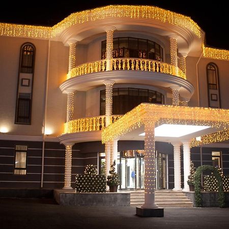 Donatello Boutique Hotel Almaty Esterno foto