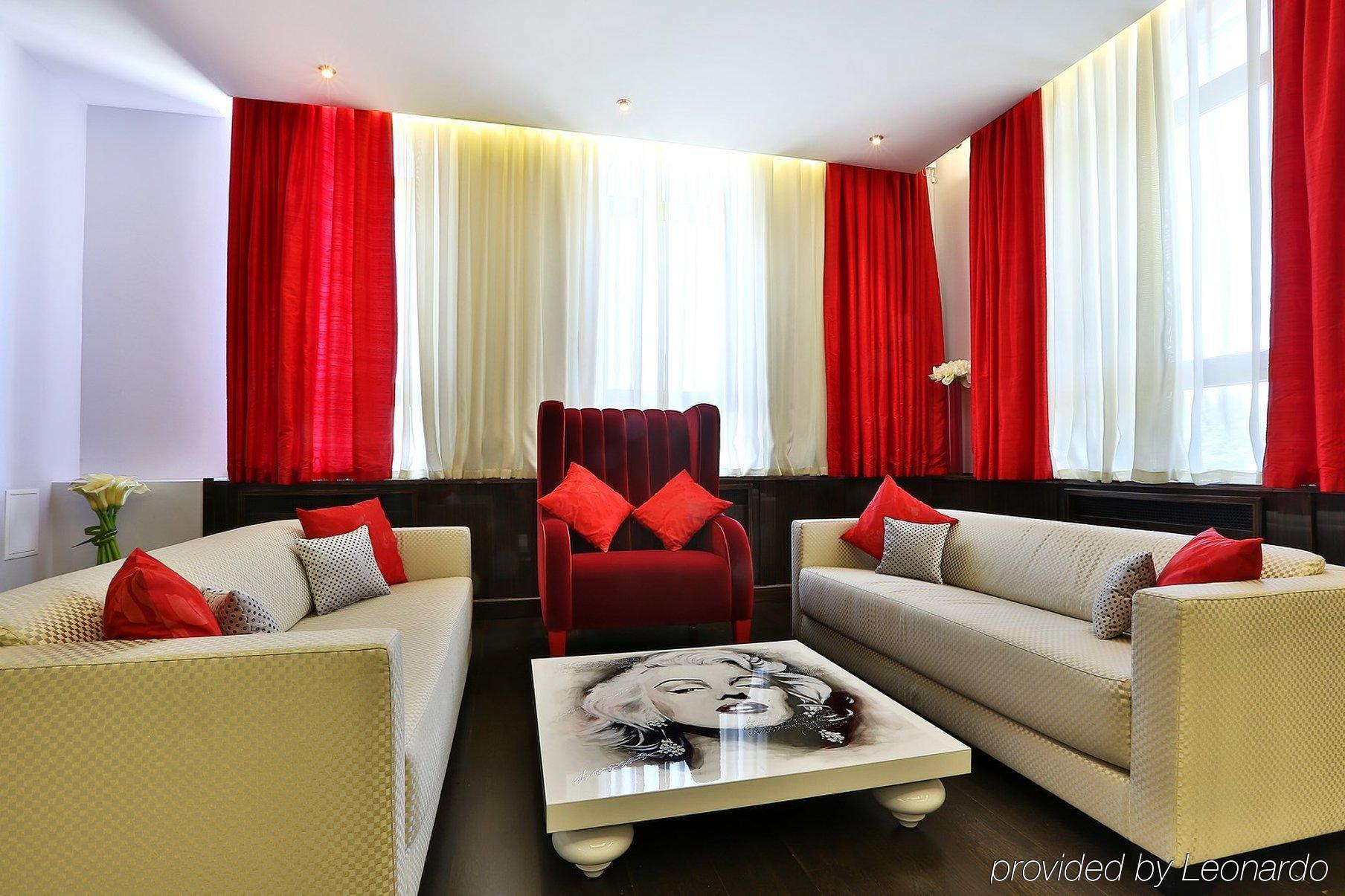 Donatello Boutique Hotel Almaty Esterno foto