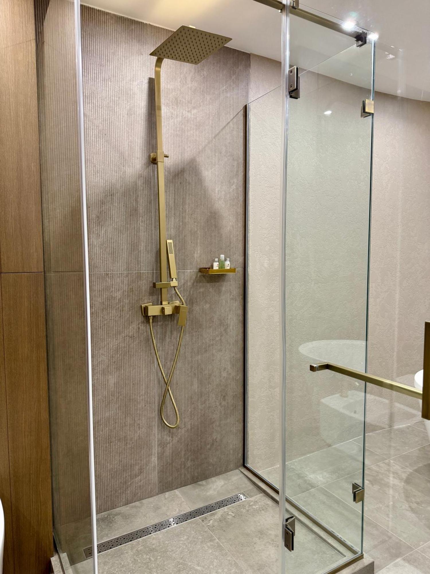 Donatello Boutique Hotel Almaty Esterno foto