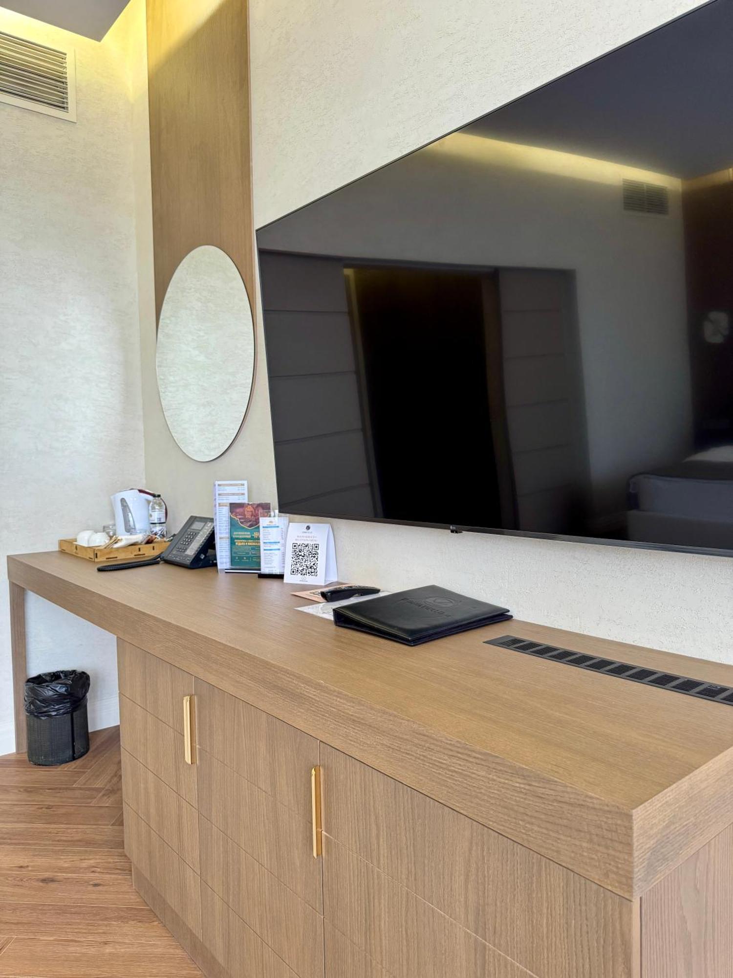 Donatello Boutique Hotel Almaty Esterno foto