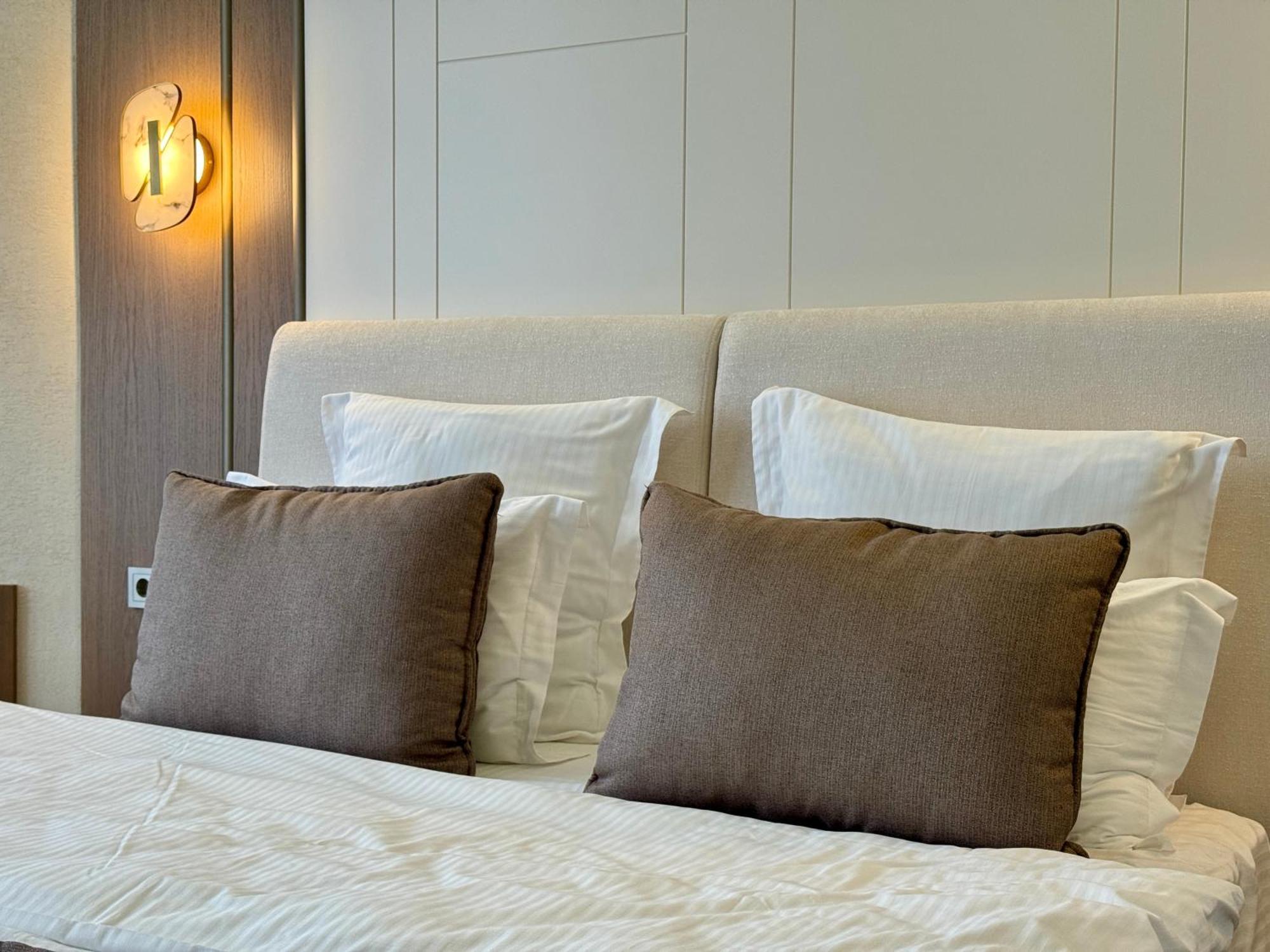Donatello Boutique Hotel Almaty Esterno foto