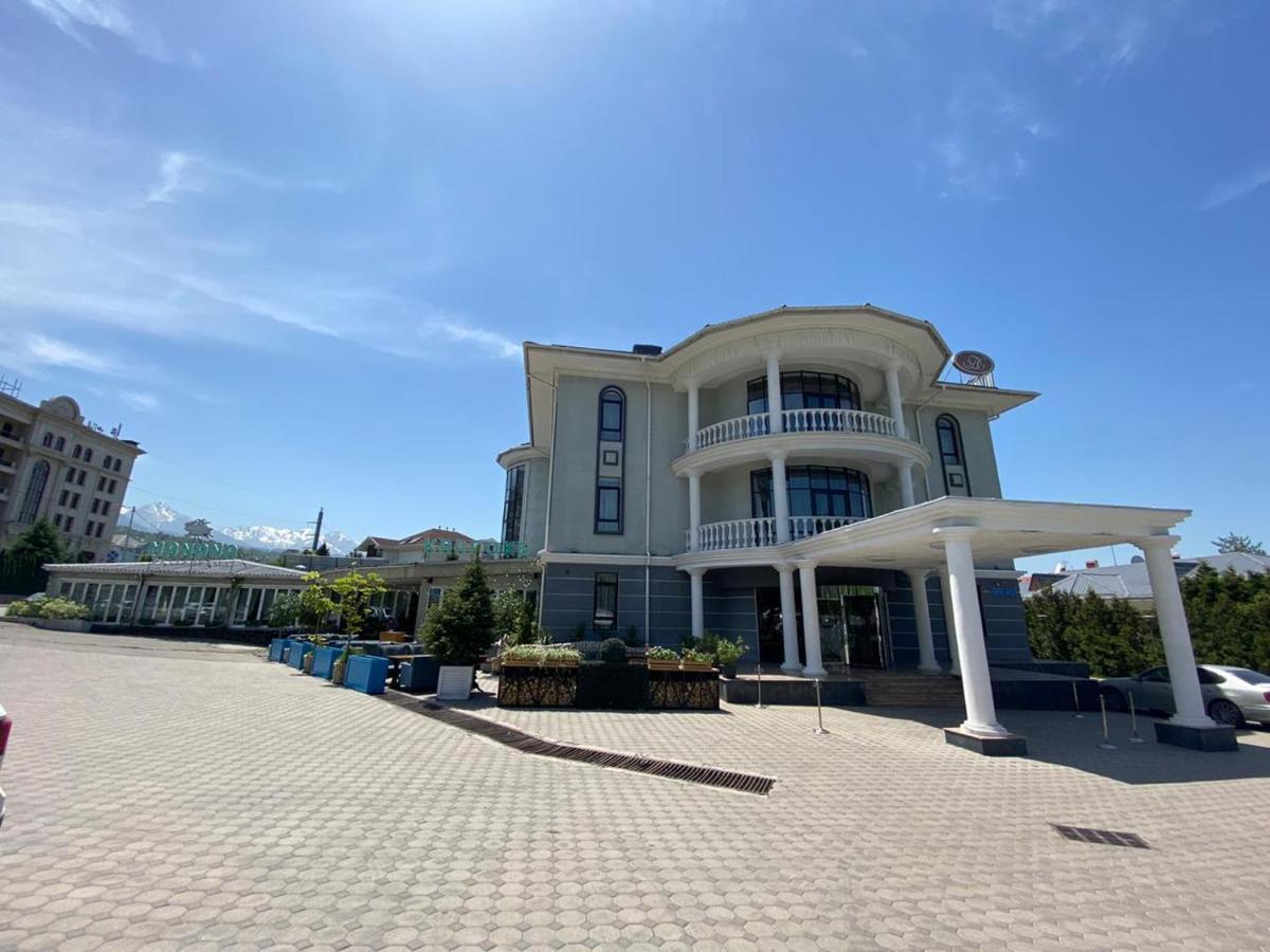 Donatello Boutique Hotel Almaty Esterno foto